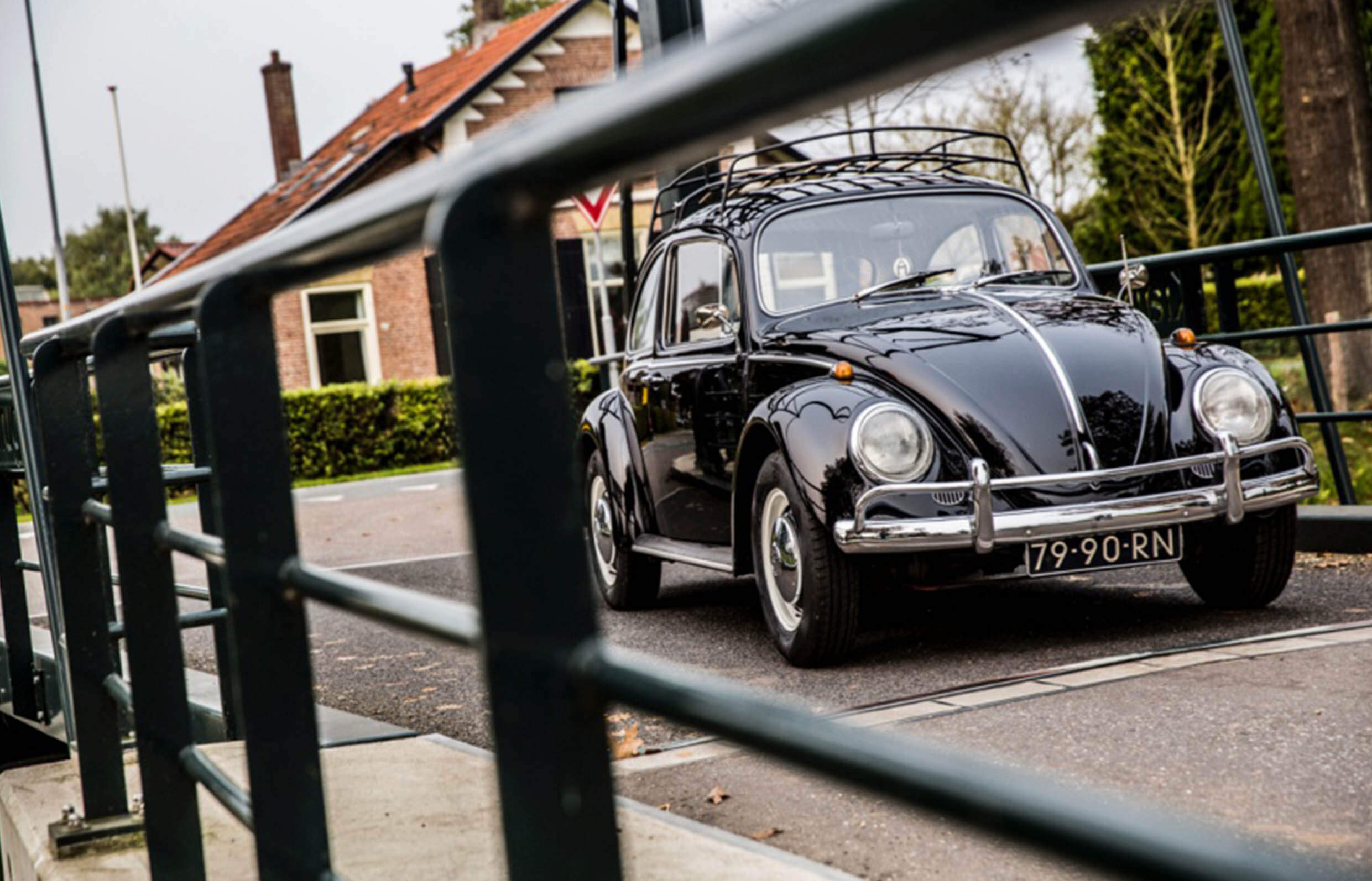 DVWB DICHTE VW Kever Black Beauty2 Header slider