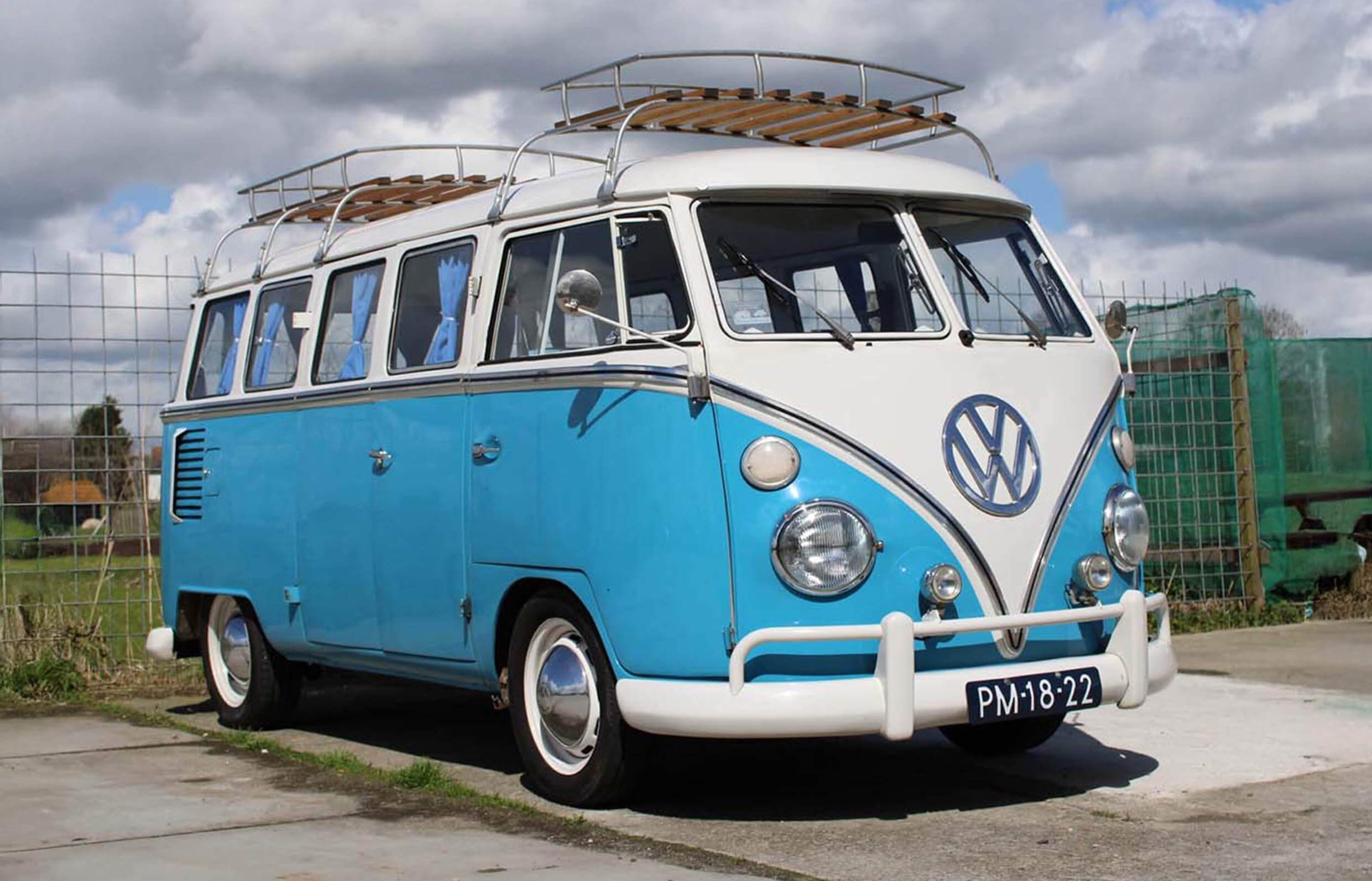 T1 VW busje Blue Lagoon1 Header slider